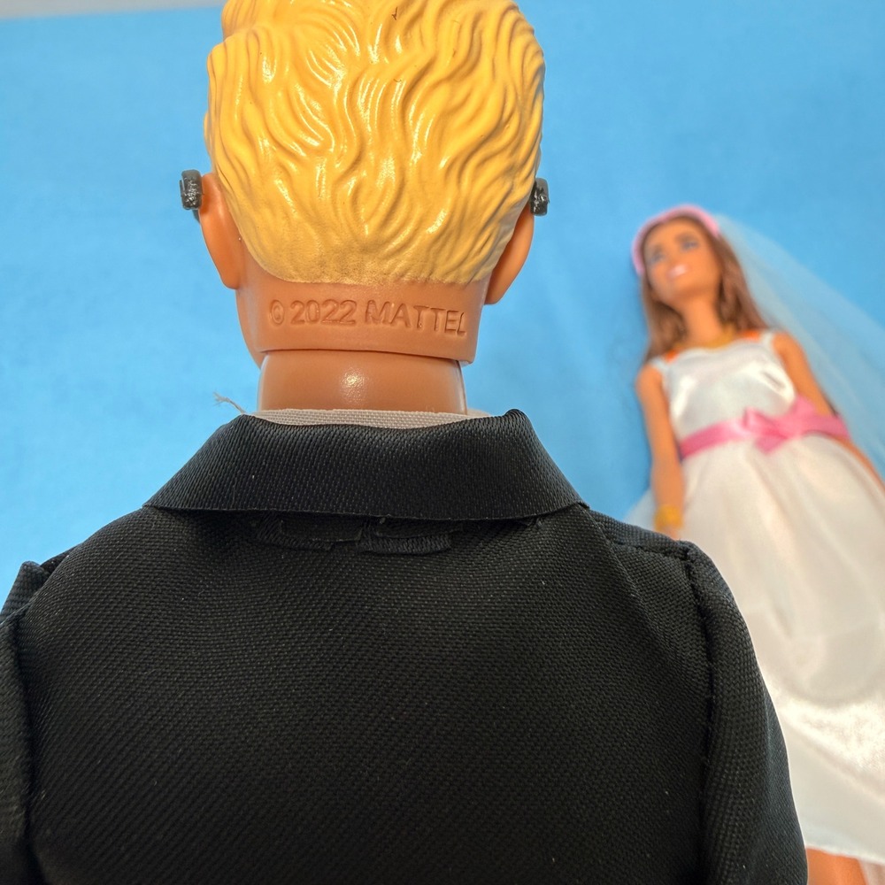 Mattel Barbie and Ken Wedding Doll Set Bride and Groom HXX50 Tuxedo Dress 12in * - Picture 5 of 8